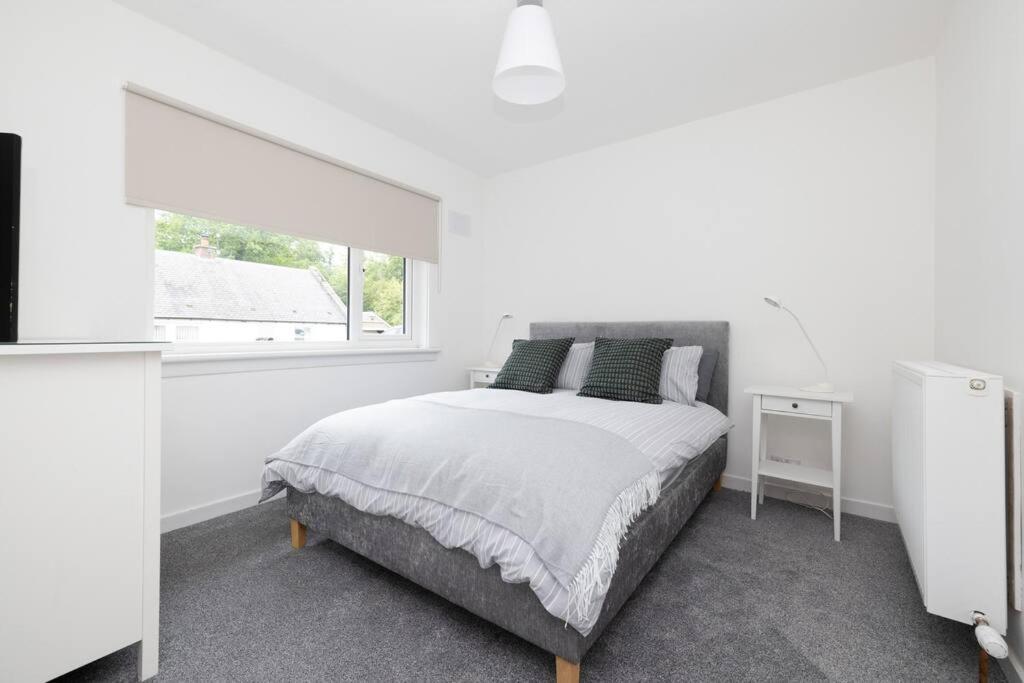 Two Bedroom Country Cottage With Parking 머슬버러 외부 사진